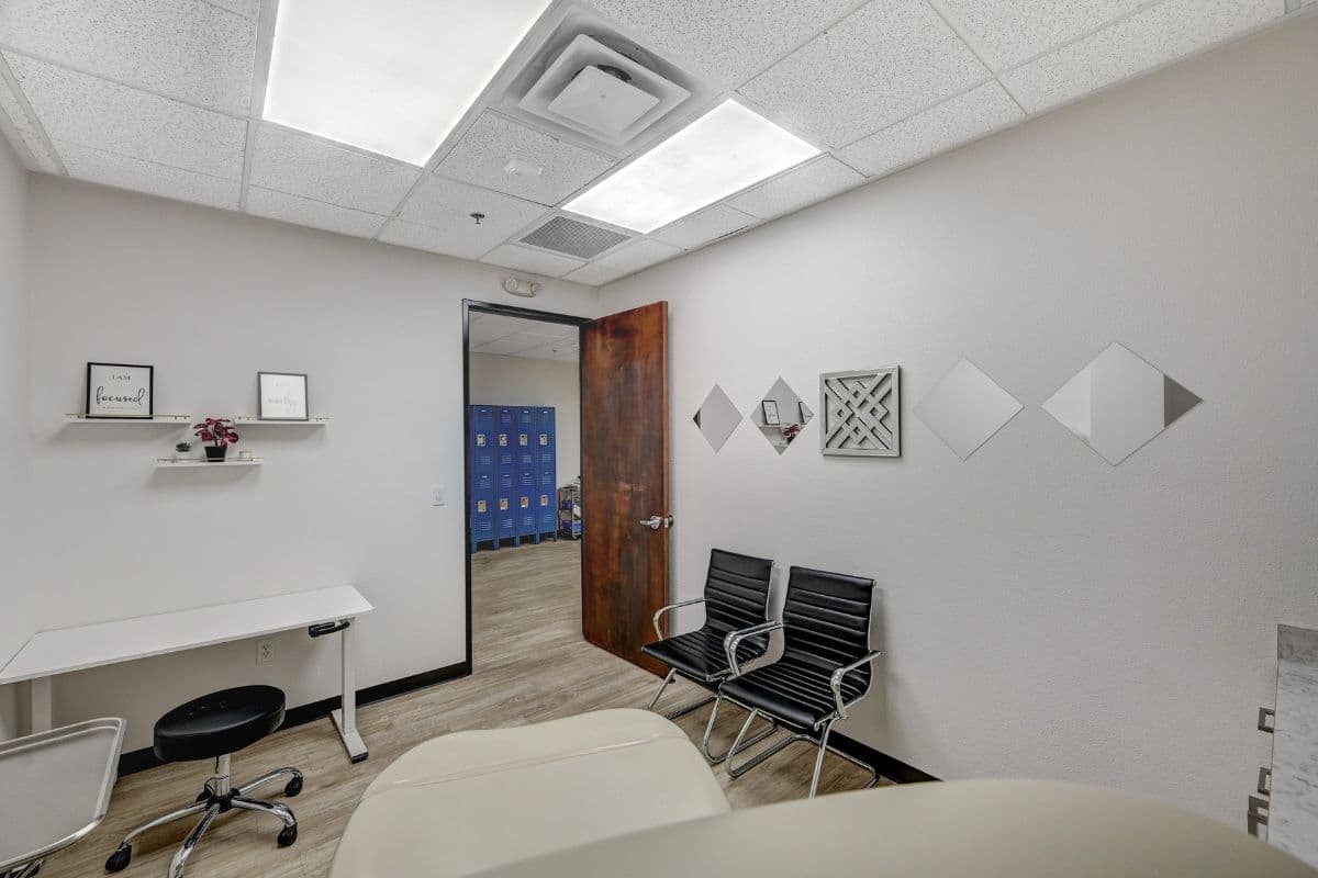 Elite Medical Suites facility — photo 37